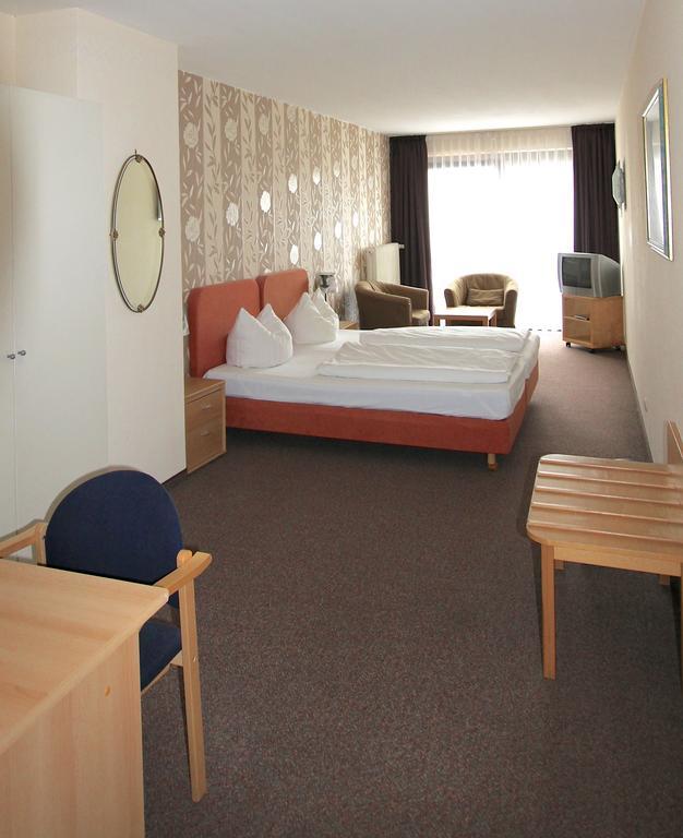 Apartmenthaus Alt Graz Дюселдорф Стая снимка