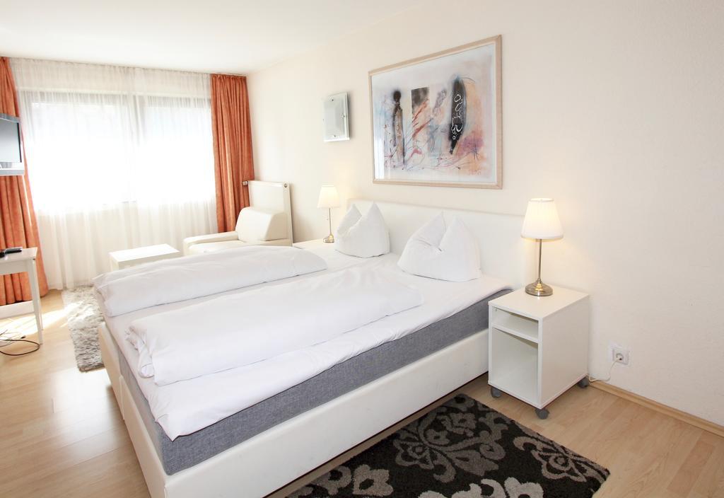 Apartmenthaus Alt Graz Дюселдорф Екстериор снимка