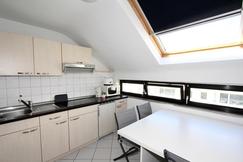 Apartmenthaus Alt Graz Дюселдорф Екстериор снимка