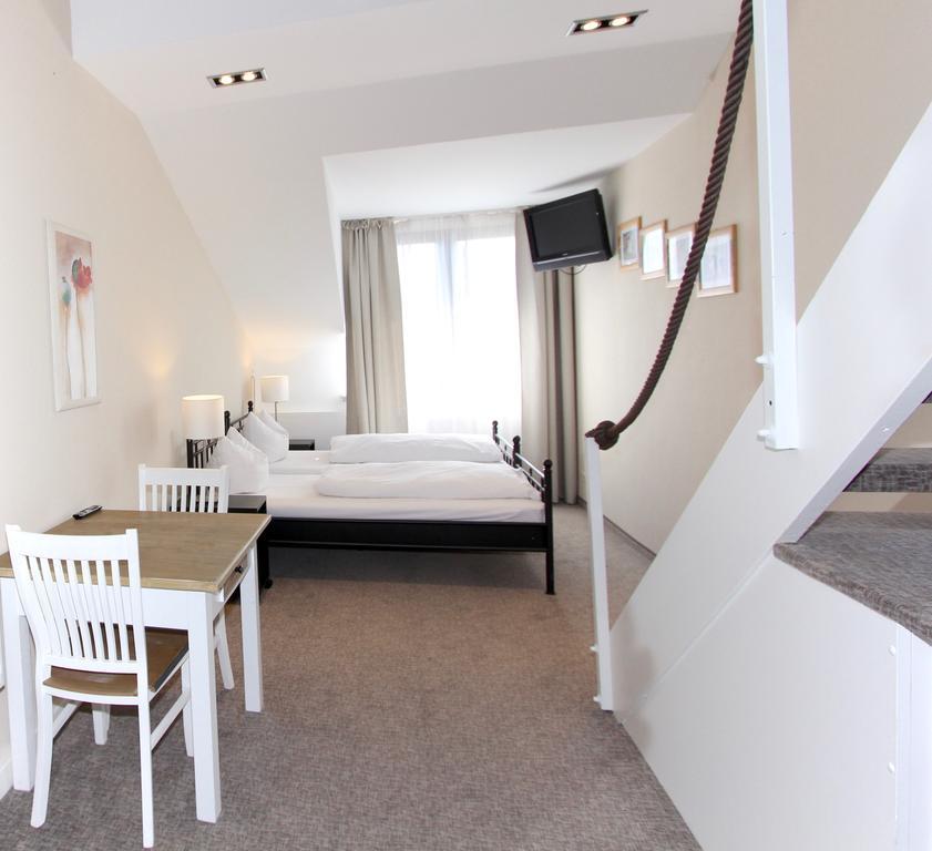 Apartmenthaus Alt Graz Дюселдорф Екстериор снимка
